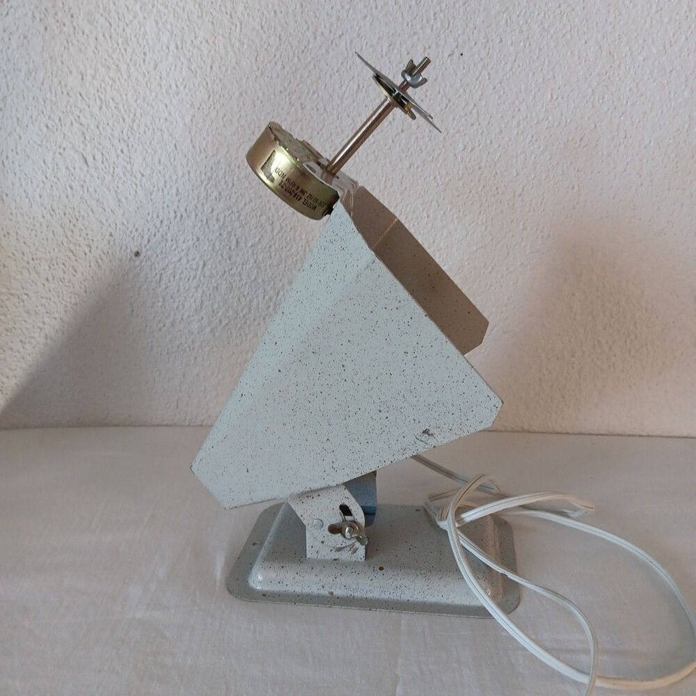 Vintage Penetray Aluminum Christmas Tree Color Wheel Base No Color Wheel Or Bulb